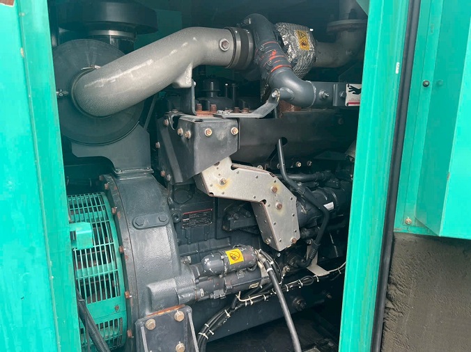 cho thuê máy phát điện nes 300kva